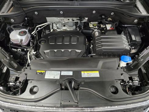 Used 2024 Volkswagen Atlas Cross Sport SEL Premium R-Line image 10