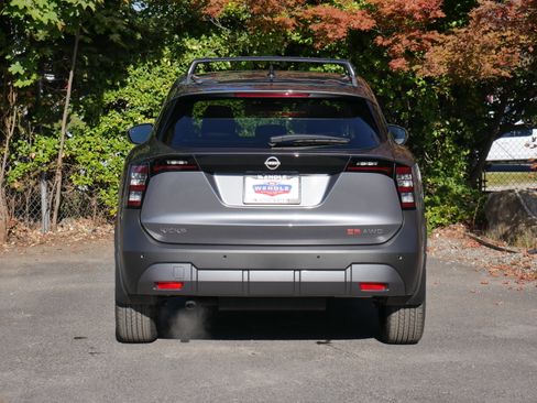 New 2026 Nissan Kicks SR w/ Cold Weather Package image 20