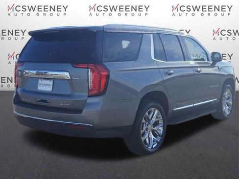 Used 2021 GMC Yukon SLT w/ SLT Premium Package image 5