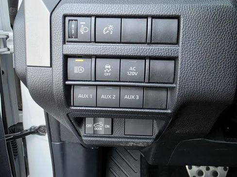 Used 2024 Toyota Tacoma TRD Sport w/ TRD Sport Upgrade Package image 20