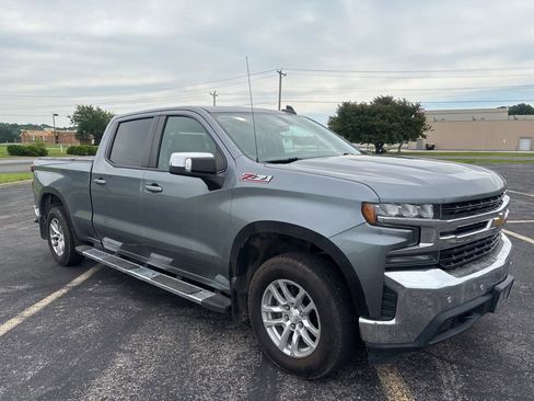 Used 2019 Chevrolet Silverado 1500 LT w/ True North Edition AWD/4WD image 3
