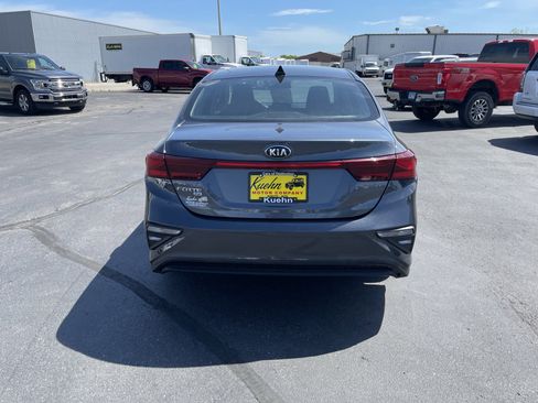 Used 2021 Kia Forte Sedan FWD image 7