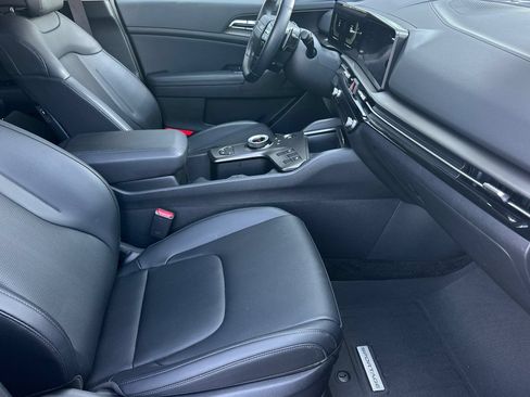 Certified 2026 Kia Sportage EX AWD/4WD image 16