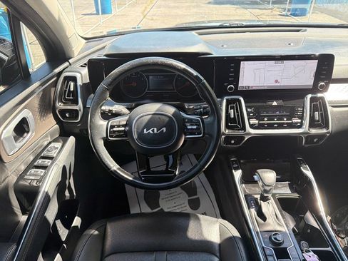 Used 2022 Kia Sorento SX AWD/4WD image 30