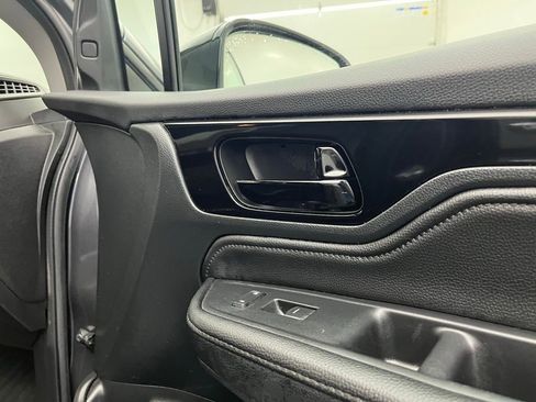 Used 2022 Honda Odyssey Elite image 27