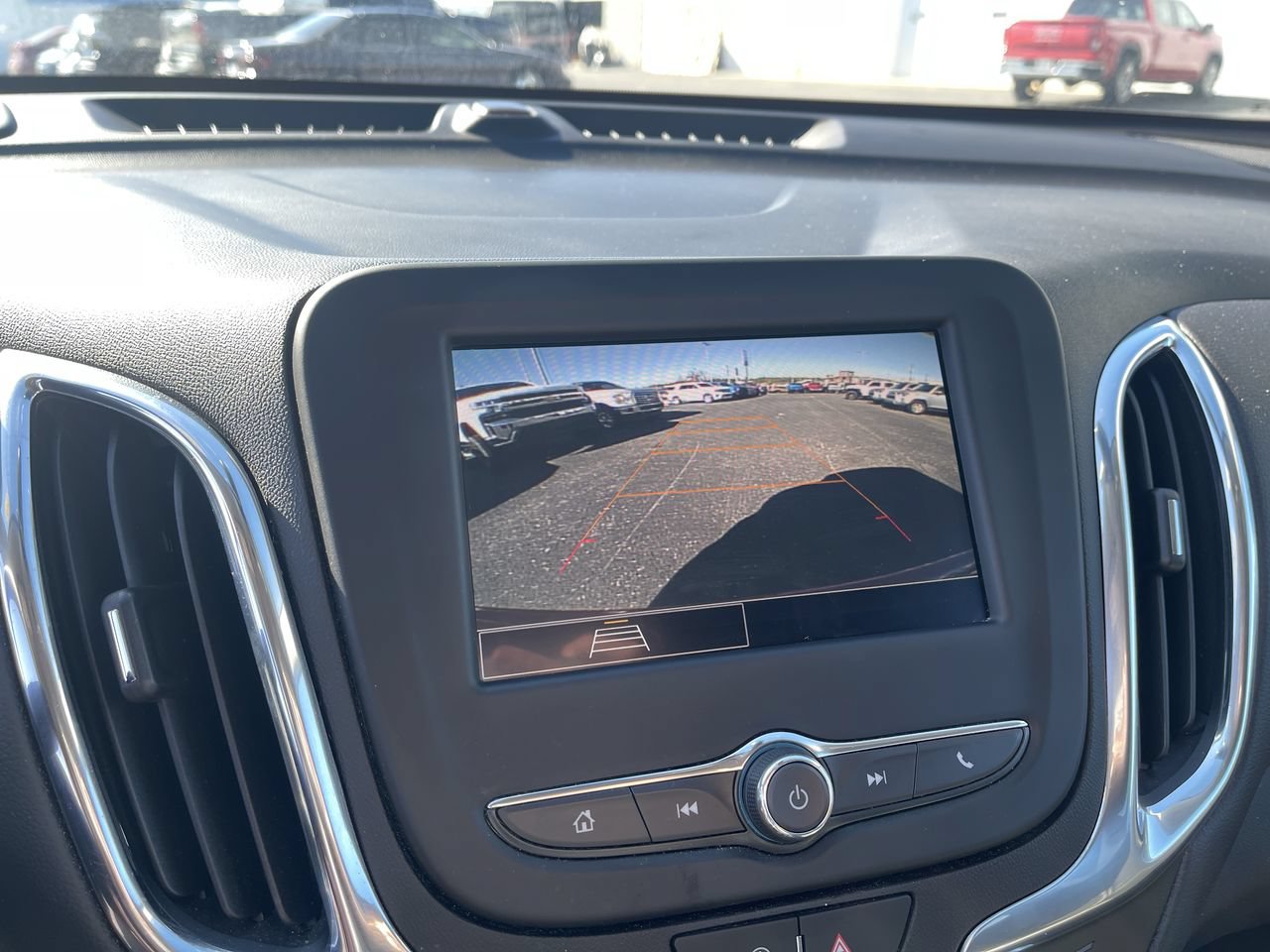 Used 2023 Chevrolet Equinox LT FWD image 15