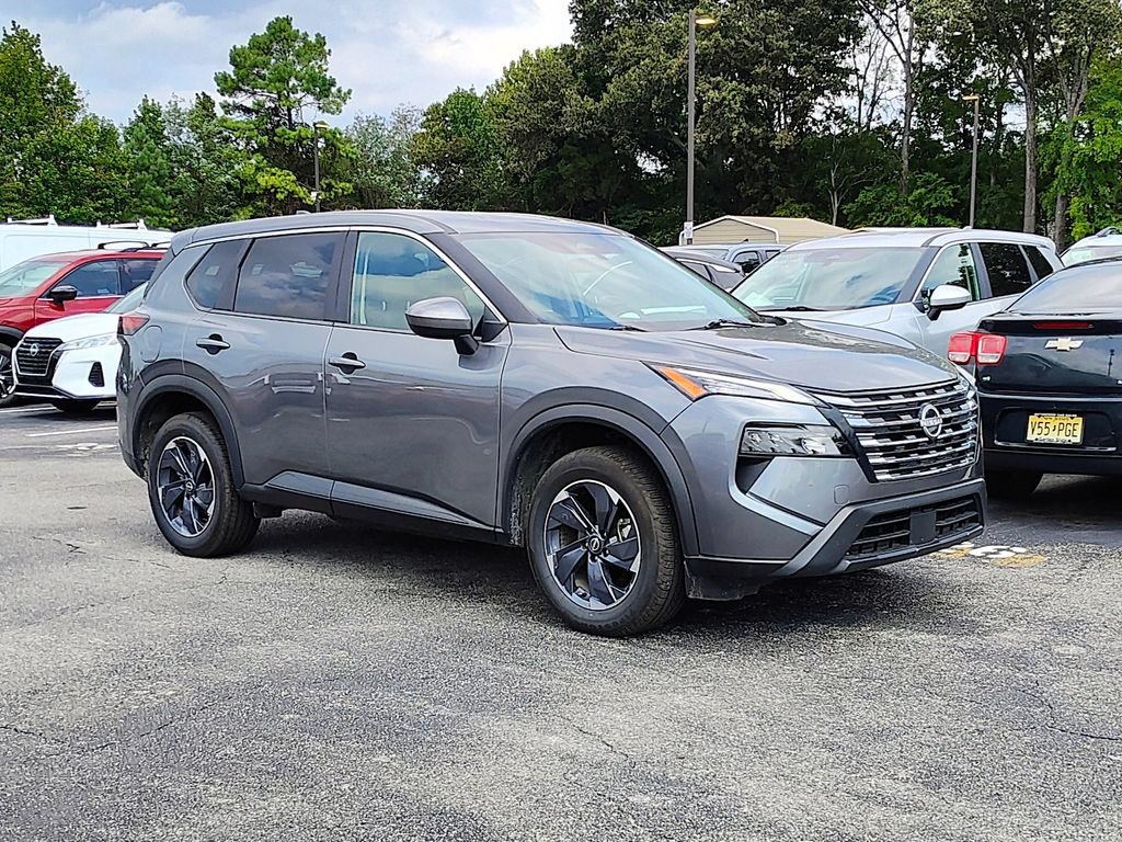 Used 2025 Nissan Rogue SV FWD 360° Tour