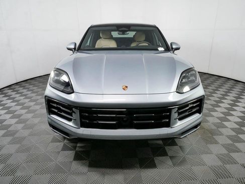 Used 2026 Porsche Cayenne Coupe AWD/4WD image 38