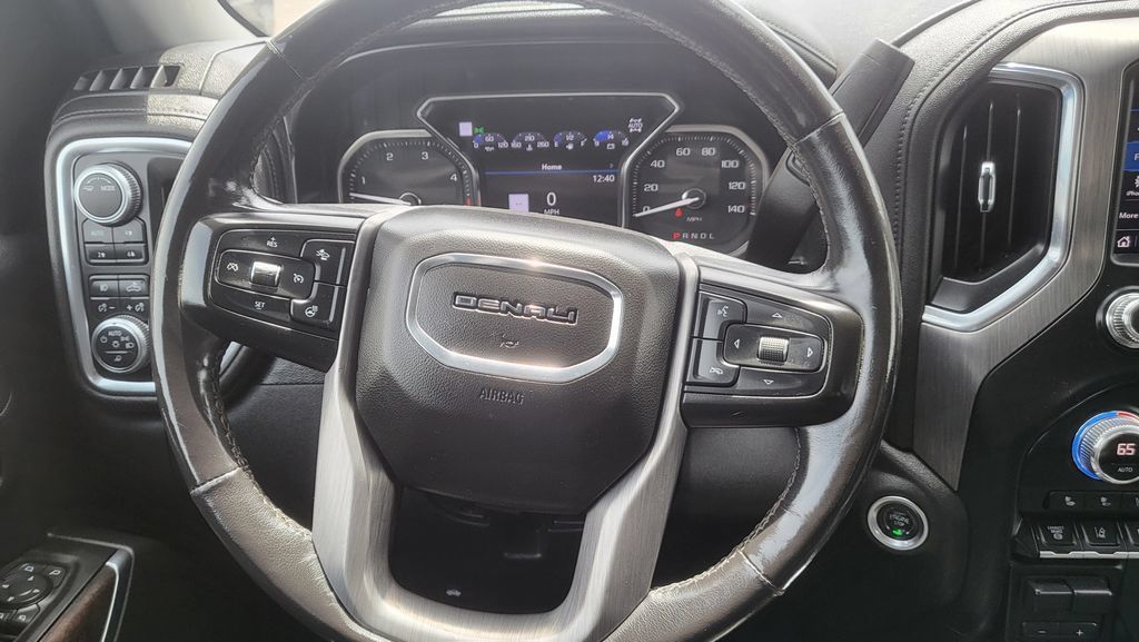 Used 2020 GMC Sierra 2500 Denali w/ Denali Ultimate Package AWD/4WD image 29