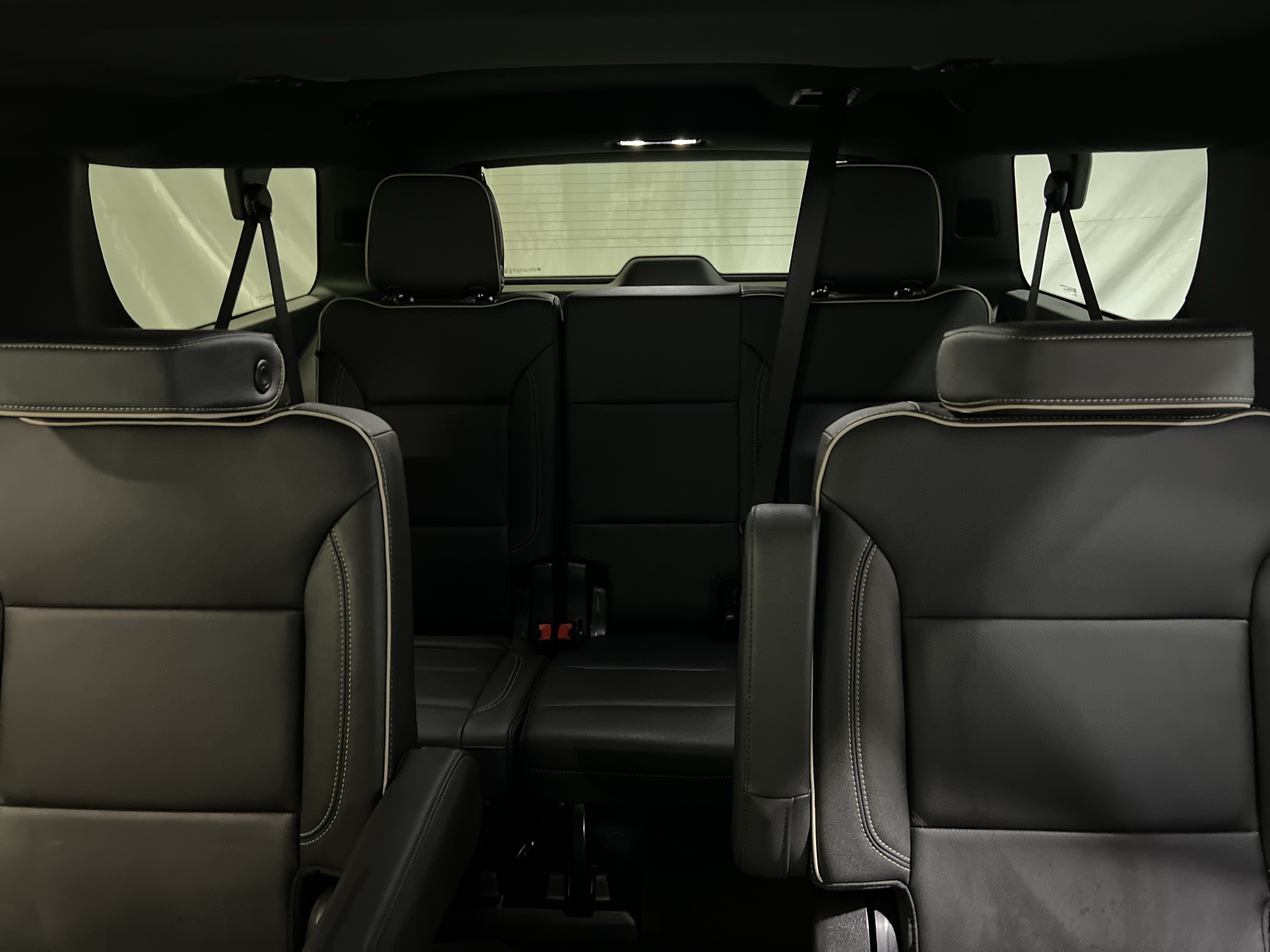 Certified 2025 Chevrolet Suburban Premier w/ Max Trailering Package AWD/4WD image 19