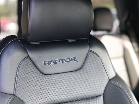 Used 2019 Ford F150 Raptor w/ Equipment Group 802A Luxury AWD/4WD image 9