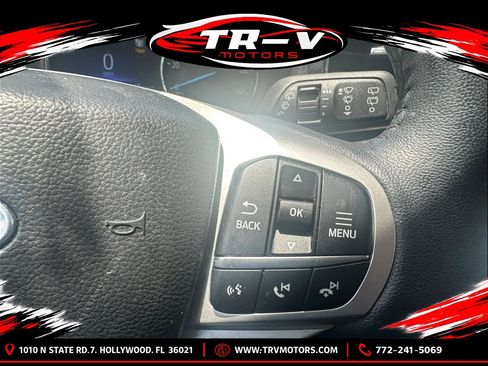 Used 2023 Ford Explorer XLT w/ Equipment Group 202A RWD image 21