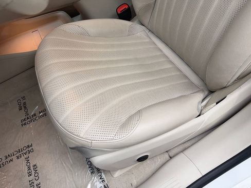 Used 2022 Mercedes-Benz EQS 450+ Sedan image 27