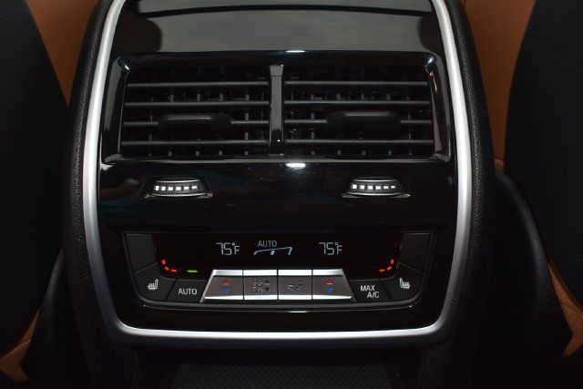 Used 2026 BMW X7 xDrive40i AWD/4WD image 43
