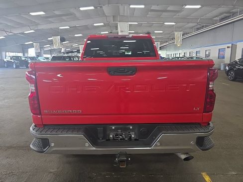 Used 2024 Chevrolet Silverado 2500 LT AWD/4WD image 5