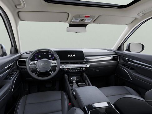 New 2025 Kia Telluride S image 10