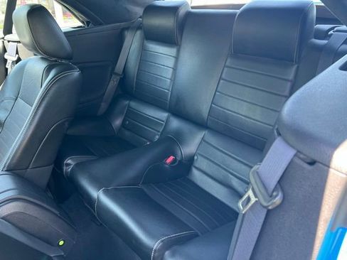 Used 2010 Ford Mustang GT RWD image 20