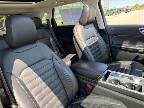 Used 2024 Ford Edge SEL w/ Convenience Package AWD/4WD image 12