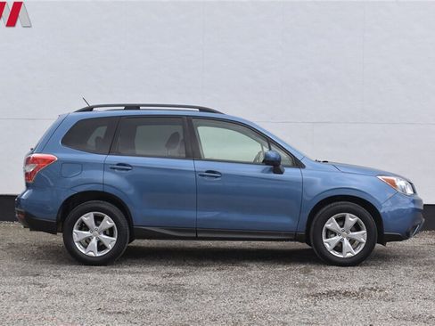 Used 2015 Subaru Forester 2.5i Premium AWD/4WD image 6