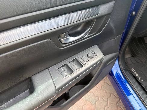 Certified 2023 Honda CR-V Sport image 9