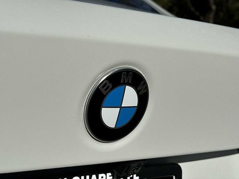 Used 2025 BMW 330i xDrive Sedan image 10