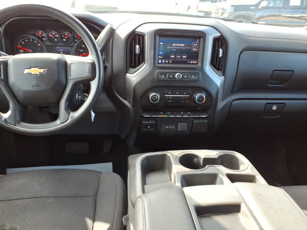 Used 2021 Chevrolet Silverado 1500 Custom AWD/4WD image 10