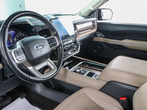Used 2023 Ford Expedition Max Limited image 26