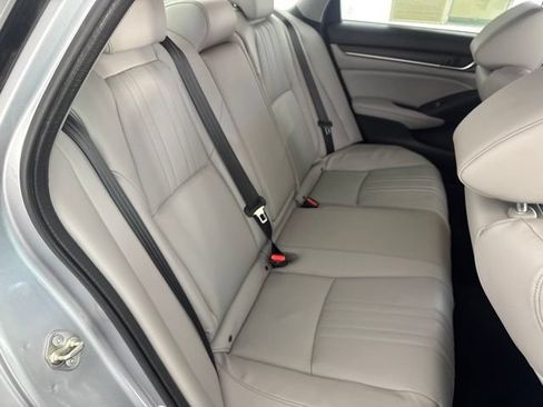 Used 2018 Honda Accord Touring image 28