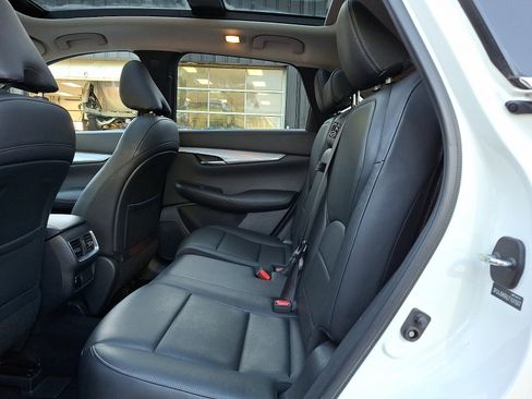 Used 2020 INFINITI QX50 Essential w/ Convenience Package AWD/4WD image 10