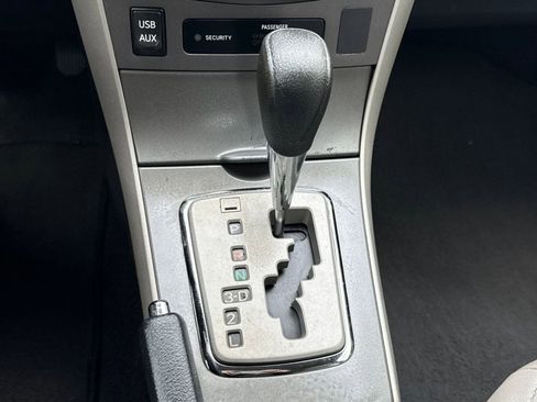 Used 2013 Toyota Corolla S image 17