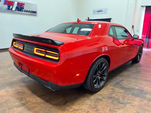 Used 2021 Dodge Challenger R/T Scat Pack w/ Plus Package image 9