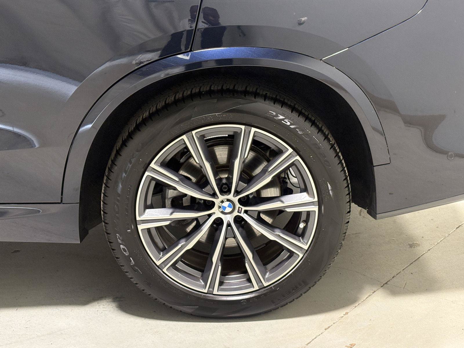 Used 2025 BMW X5 xDrive40i w/ Executive Package AWD/4WD image 39