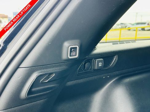 Used 2023 Jeep Grand Cherokee Limited w/ Luxury Tech Group II image 15