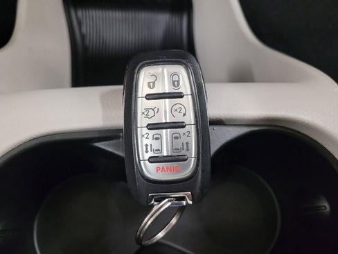 Used 2023 Chrysler Voyager LX FWD image 32