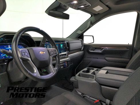 Used 2023 Chevrolet Silverado 1500 LT w/ Protection Package AWD/4WD image 16