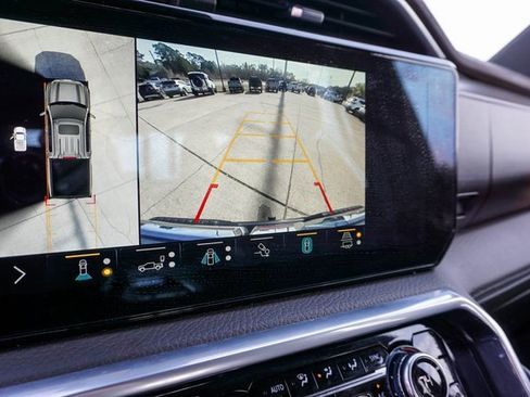 Used 2022 GMC Sierra 1500 Denali w/ Technology Package image 32