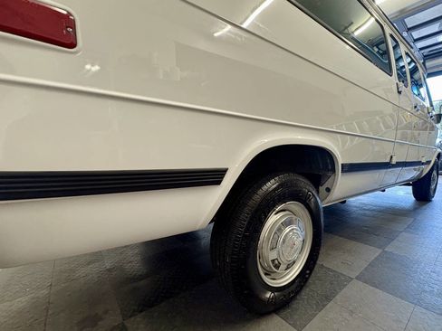 Used 1995 GMC G3500 Rally image 12