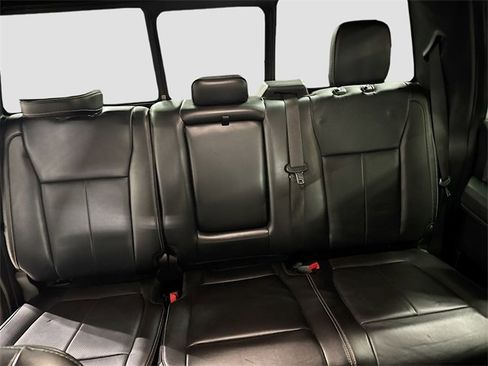 Used 2019 Ford F150 Lariat w/ Equipment Group 502A Luxury image 22