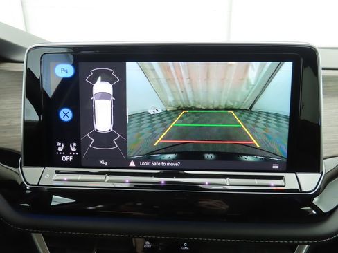 Certified 2024 Volkswagen Atlas SEL image 15