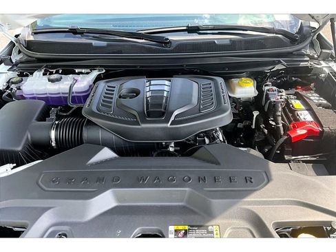 New 2026 Jeep Grand Wagoneer 4WD image 12