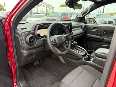 Used 2024 Chevrolet Colorado Trail Boss w/ Advanced Trailering Package AWD/4WD image 7