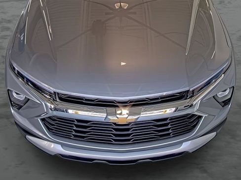 New 2026 Chevrolet TrailBlazer LT w/ Convenience Package FWD image 16