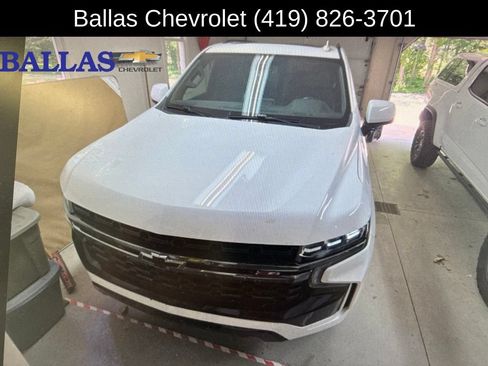 Used 2021 Chevrolet Tahoe Z71 w/ Z71 Off-Road Package AWD/4WD image 4