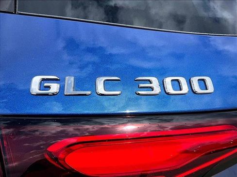 New 2026 Mercedes-Benz GLC 300 image 28