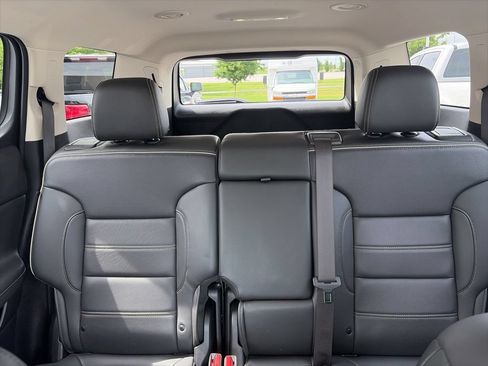 Used 2023 GMC Acadia Denali AWD/4WD image 37