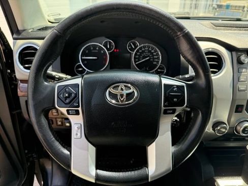 Used 2016 Toyota Tundra Limited w/ Limited Premium Package AWD/4WD image 28