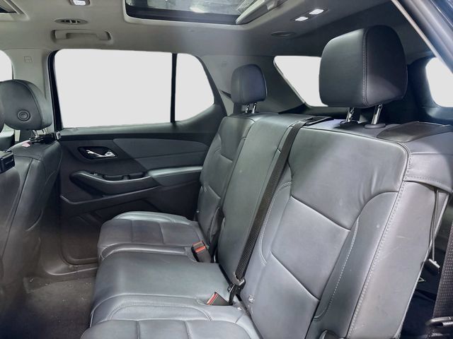 Used 2019 Chevrolet Traverse LT w/ LT Premium Package AWD/4WD image 18