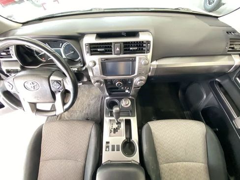 Used 2016 Toyota 4Runner SR5 AWD/4WD image 24