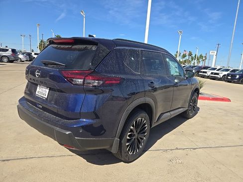 New 2026 Nissan Rogue SV image 10