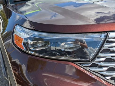 Used 2020 Ford Explorer Platinum w/ Premium Technology Package image 13